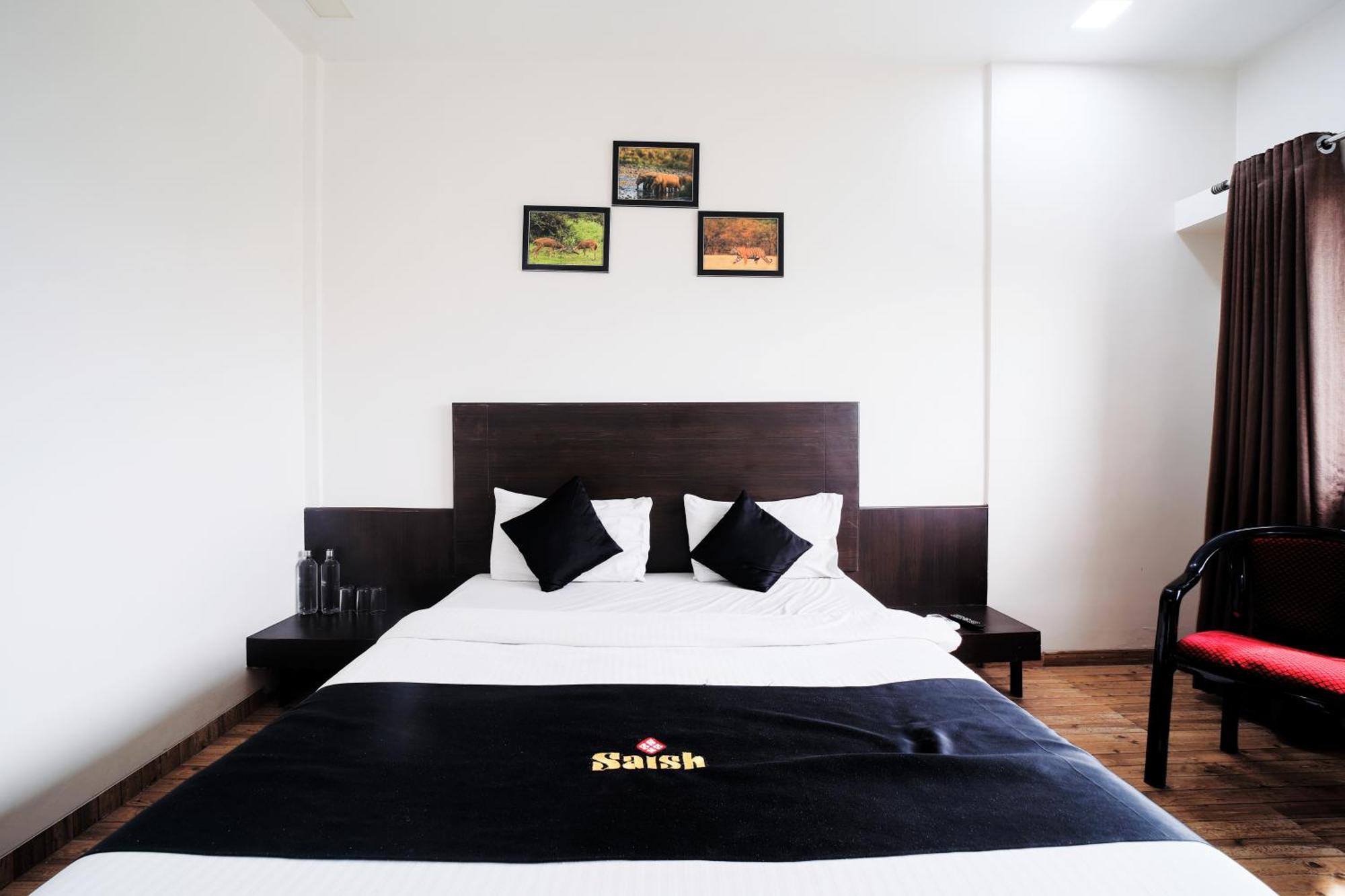 Saish Hotel Shirdi Zimmer foto