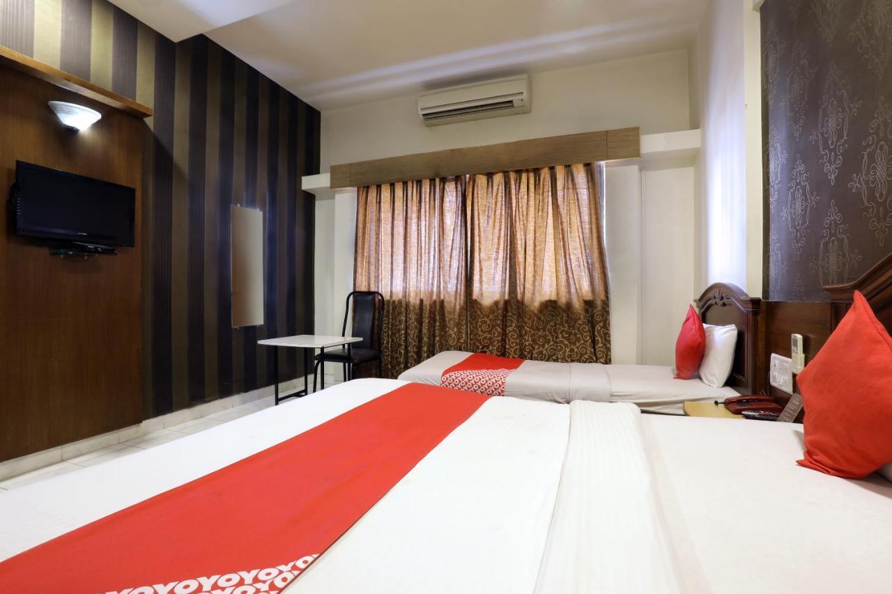 Saish Hotel Shirdi Exterior foto